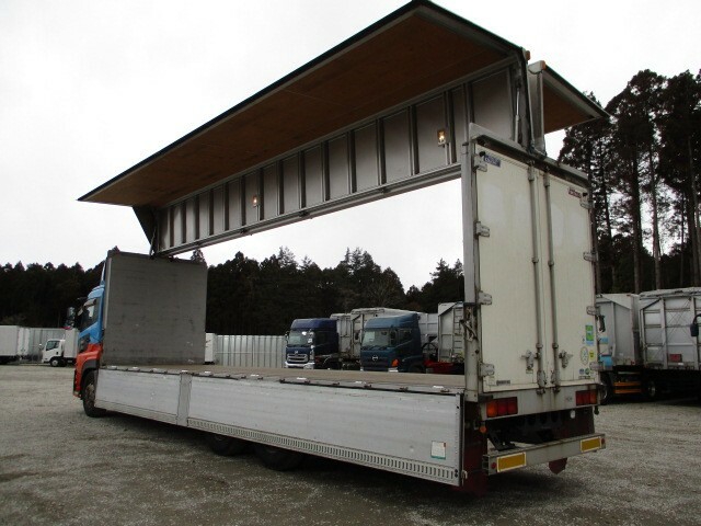 UDトラックス（日産） クオン 大型 ウィング PKG-CD4ZA(8857) 31枚目