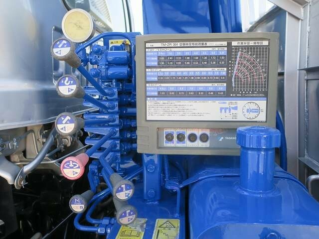 いすゞ フォワード 増トン 平ボディ（クレーン付） PDG-FTR34S2(37166) 8枚目