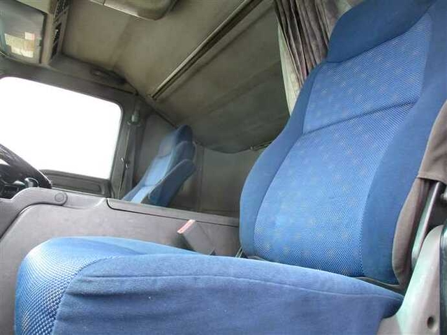 いすゞ ギガ 大型 トラクタ PDG-EXD52L8(41193) 6枚目