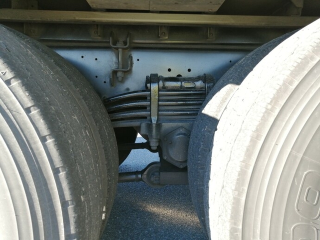 UDトラックス（日産） ビッグサム 大型 ウィング KL-CD48B(4826) 55枚目