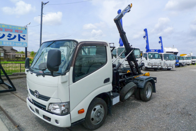 日野 デュトロ 小型 コンテナ専用車 TKG-XZU605M(104053) 16枚目