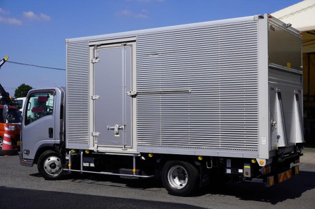 いすゞ エルフ 小型 バン 2RG-NPR88AN(113346) 7枚目