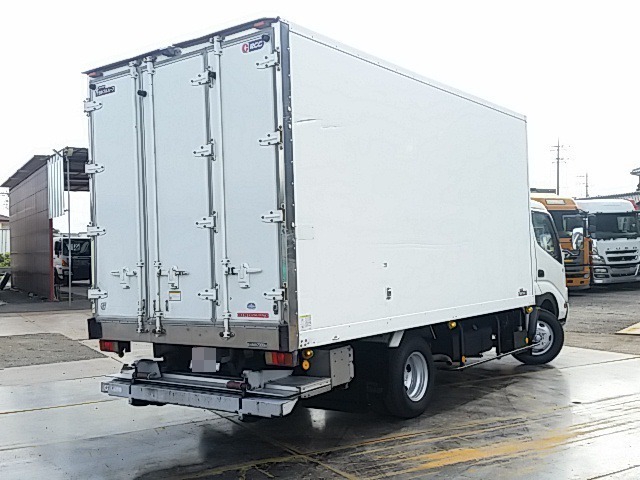 日野 デュトロ 中型 冷蔵冷凍バン BDG-XZU414M(8225) 8枚目