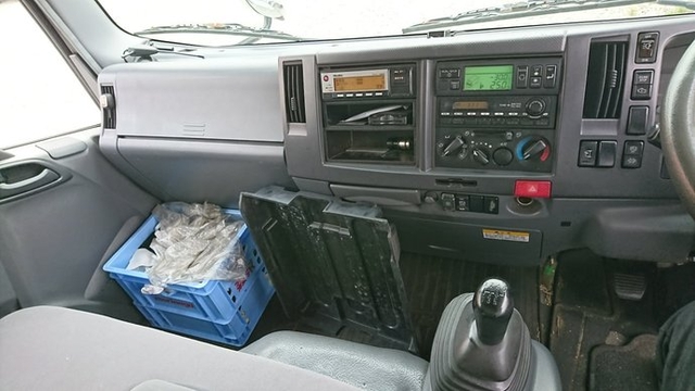 いすゞ エルフ 小型 冷蔵冷凍バン BDG-NPR85AN(2136) 28枚目
