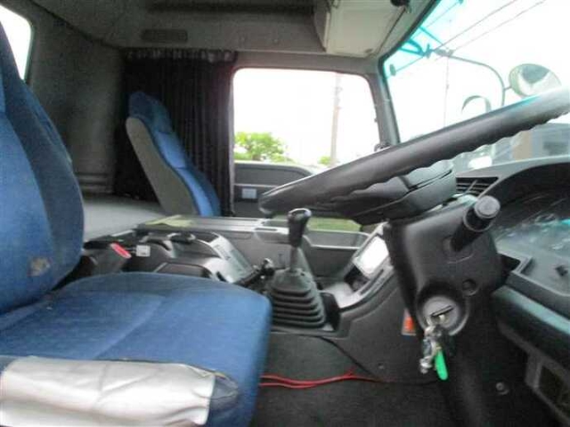 いすゞ ギガ 大型 トラクタ PDG-EXD52G8(37771) 12枚目