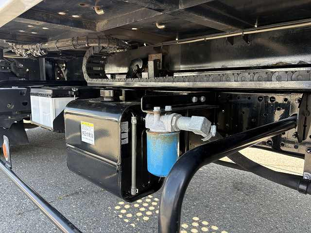 いすゞ エルフ 小型 キャリアカー TRG-NPR85AN(109649) 25枚目