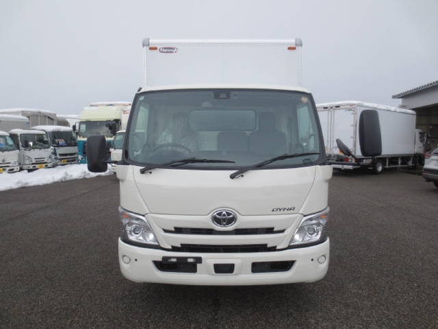 トヨタ ダイナ 小型 バン 2KG-XZU702(99728) 6枚目