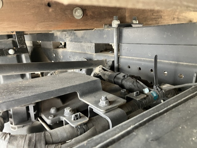 いすゞ エルフ 小型 平ボディ 2RG-NKR88M(113669) 33枚目