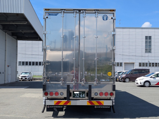 日野 プロフィア 大型 冷蔵冷凍バン 2DG-FR1AHC(108236) 7枚目