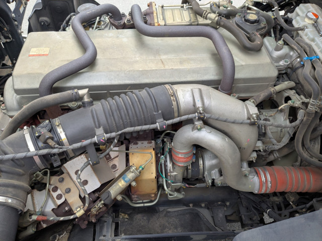 日野 プロフィア 大型 冷蔵冷凍バン 2DG-FR1EHG(112311) 48枚目