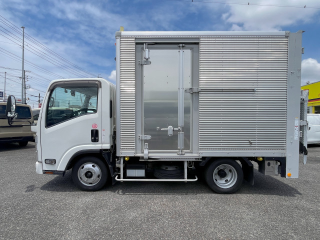 いすゞ エルフ 小型 バン 2RG-NMR88AN(110932) 3枚目