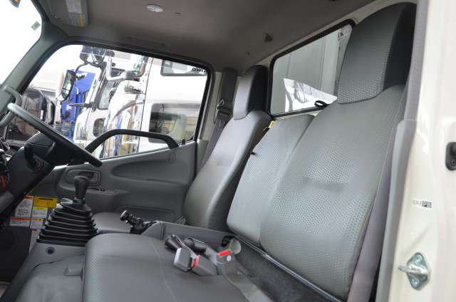 日野 デュトロ 小型 コンテナ専用車 2KG-XZU605M(112100) 38枚目