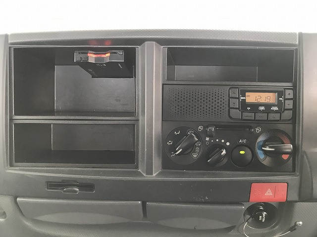 いすゞ エルフ 小型 平ボディ TPG-NJR85A(110179) 27枚目