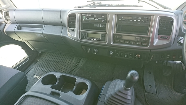 日野 レンジャー 中型 冷蔵冷凍バン TKG-FD7JLAG(2295) 41枚目