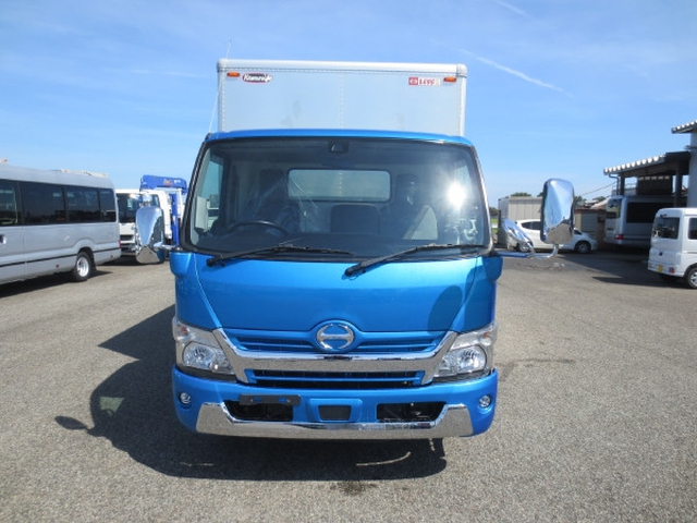 日野 デュトロ 小型 バン TKG-XZU710M(90941) 6枚目