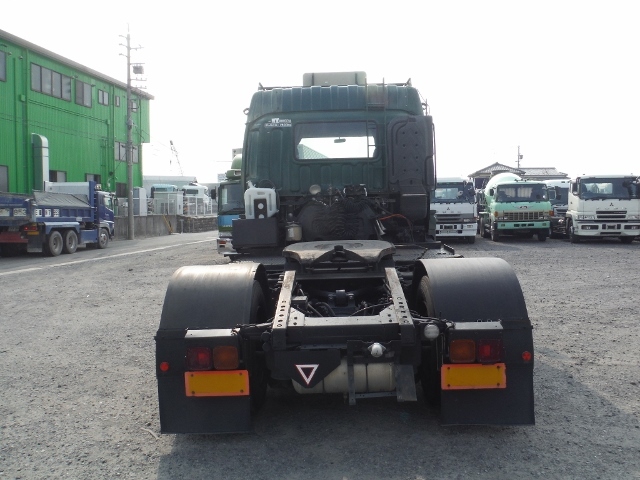 いすゞ ギガ 大型 トラクタ KL-EXD52D3(1103) 6枚目