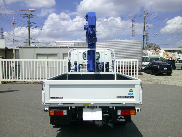 三菱ふそう キャンター 小型 平ボディ（クレーン付） 2RG-FBAVO(108799) 6枚目
