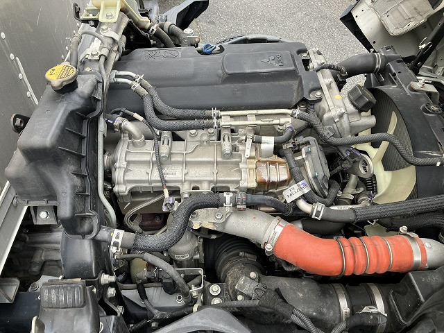 三菱ふそう キャンター 小型 バン TPG-FBA20(110216) 17枚目