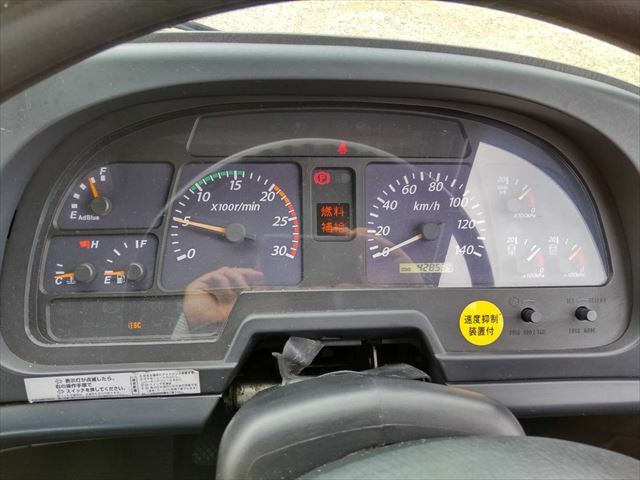 いすゞ ギガ 大型 トラクタ LKG-EXD52AD(9996) 30枚目