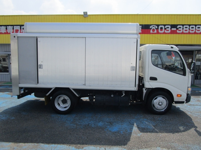 日野 デュトロ 小型 バン TKG-XZU645M(109783) 8枚目