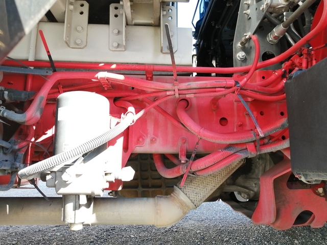 UDトラックス（日産） コンドル 中型 ウィング TKG-MK38L(5358) 7枚目
