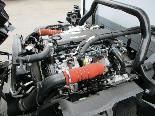 いすゞ エルフ 小型 冷蔵冷凍バン 2RG-NPR88AN(10748) 27枚目