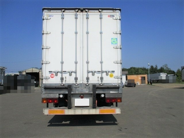 UDトラックス（日産） クオン 大型 冷蔵冷凍バン PKG-CD4ZA(6797) 44枚目