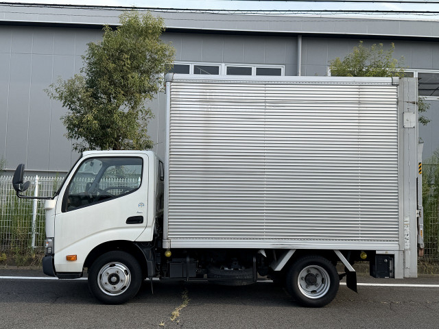 トヨタ ダイナ 小型 バン TPG-XZU605(109051) 3枚目