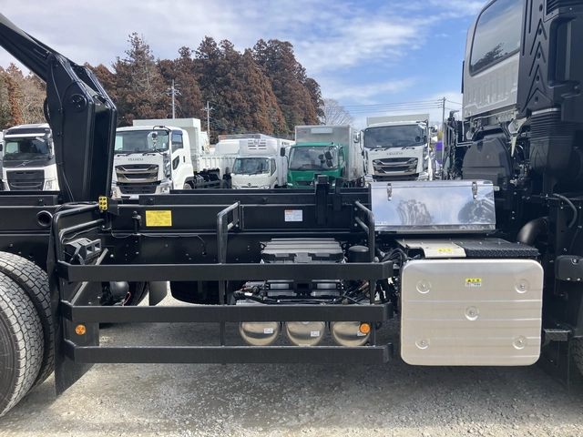 いすゞ ギガ 大型 土砂ダンプ 2PG-CYZ77DM(106817) 33枚目