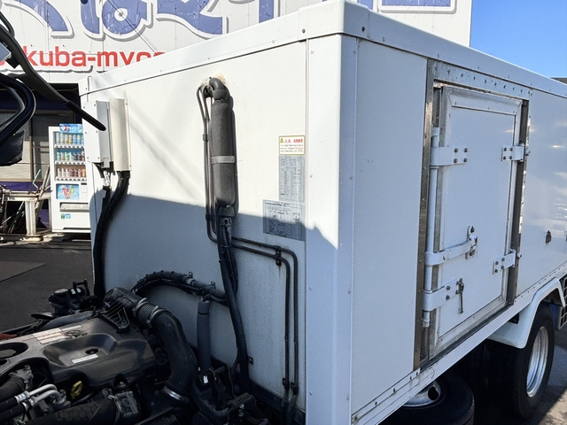 いすゞ エルフ 小型 冷蔵冷凍バン TRG-NHR85AN(107839) 32枚目