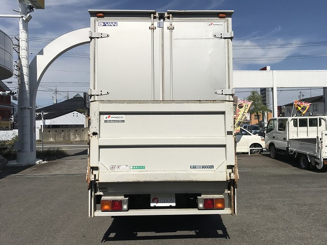 三菱ふそう キャンター 小型 バン PDG-FE74DV(113323) 5枚目