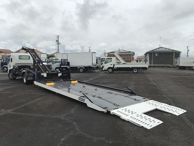 いすゞ エルフ 小型 キャリアカー 2TG-NPR88AM(111522) 4枚目