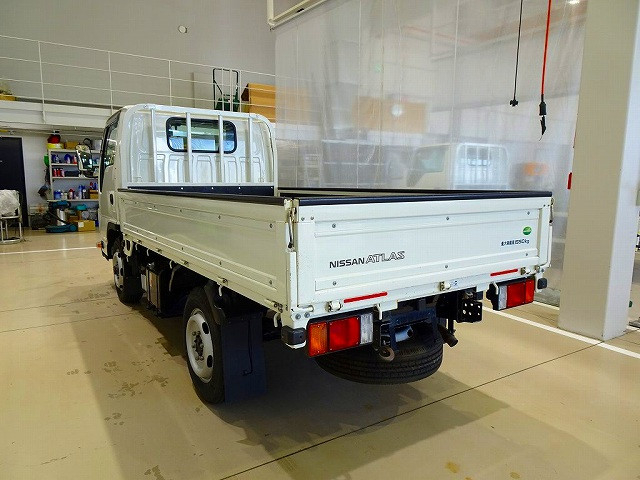 日産自動車 アトラス 小型 平ボディ 2RG-AHS88A(105286) 4枚目