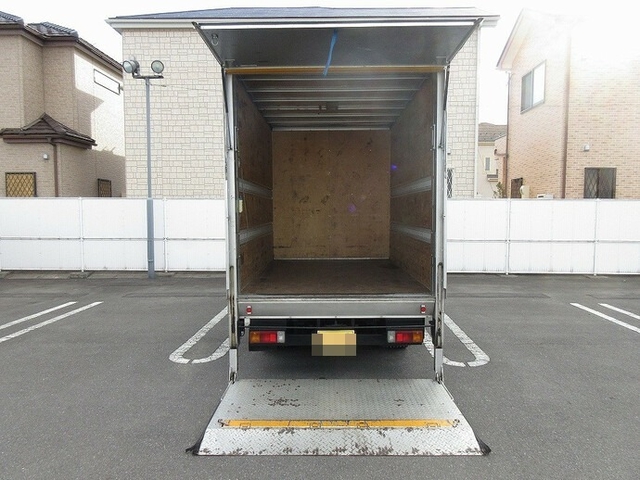 トヨタ ダイナ 小型 バン TKG-XZC605(9235) 8枚目