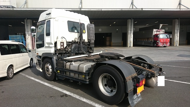 いすゞ ギガ 大型 トラクタ KL-EXD52D3(2174) 6枚目