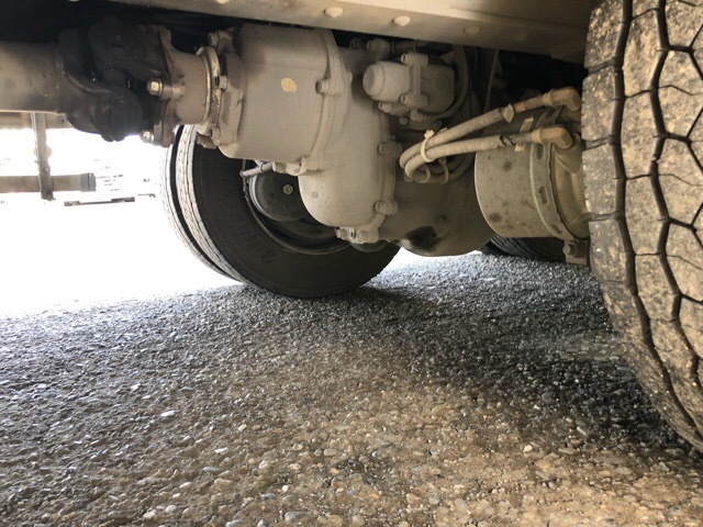 UDトラックス（日産） クオン 大型 ウィング ADG-CG4XL(3990) 63枚目
