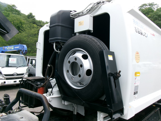 マツダ タイタン 小型 塵芥車（プレス式） SKG-LPR85YN(110294) 30枚目