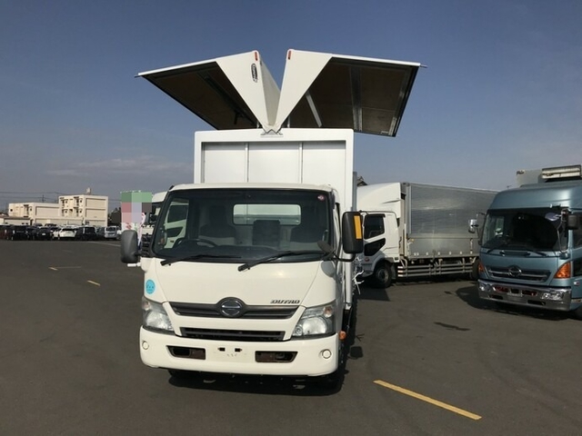 日野 デュトロ 小型 ウィング SKG-XZU710M(8439) 3枚目