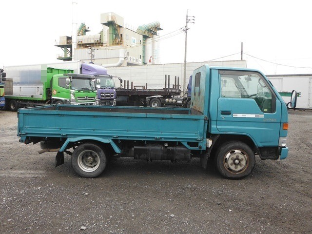 トヨタ ダイナ 小型 平ボディ KC-BU107(10655) 4枚目