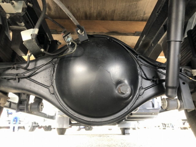 いすゞ エルフ 小型 平ボディ 2RG-NPR88YM(104507) 9枚目