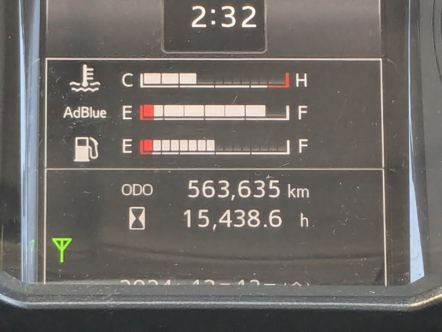 日野 プロフィア 大型 冷蔵冷凍バン 2DG-FR1AHG(109103) 13枚目