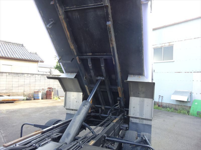 三菱ふそう ファイター 中型 塵芥車（プレス式） 2KG-FK62F(91780) 10枚目