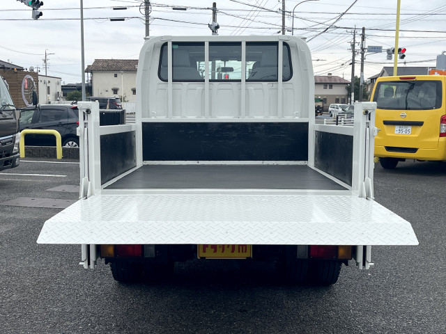 いすゞ エルフ 小型 Wキャブ TRG-NJS85A(102208) 6枚目