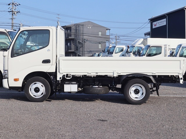 トヨタ ダイナ 小型 平ボディ 2RG-XZC605(109333) 9枚目