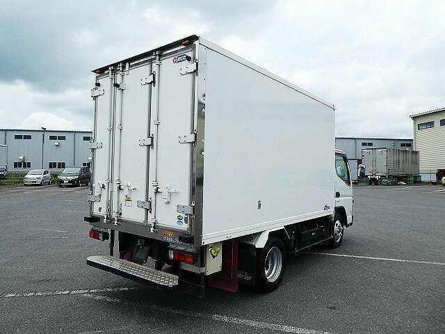 三菱ふそう キャンター 小型 冷蔵冷凍バン TKG-FEA50(27532) 3枚目