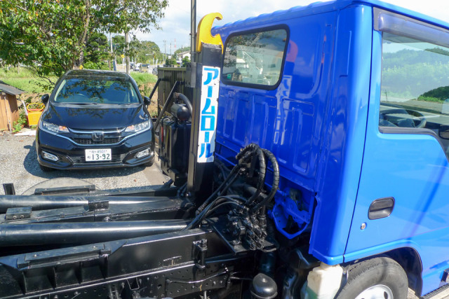 いすゞ エルフ 小型 コンテナ専用車 TKG-NKR85A(92774) 11枚目