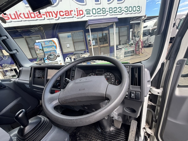 いすゞ エルフ 小型 バン TRG-NLR85AN(108449) 54枚目