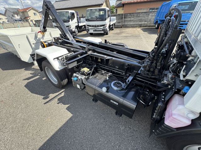 三菱ふそう キャンター 小型 コンテナ専用車 2RG-FBAV0(108896) 15枚目