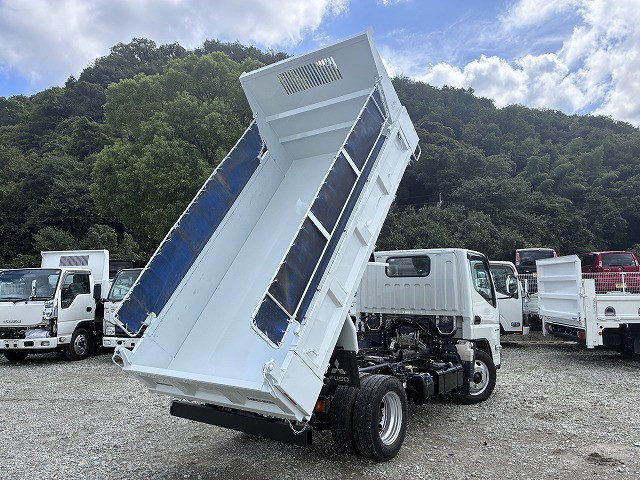 三菱ふそう キャンター 小型 土砂ダンプ 2RG-FBA60(112069) 8枚目