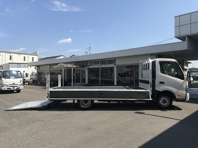 トヨタ トヨエース 小型 平ボディ TKG-XZU775(110272) 15枚目
